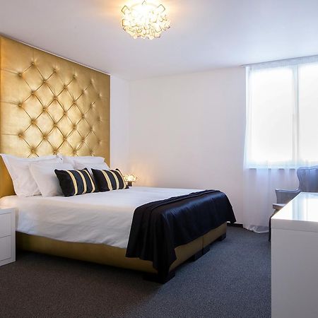 B Gold Luxury Rooms B&B Split Extérieur photo
